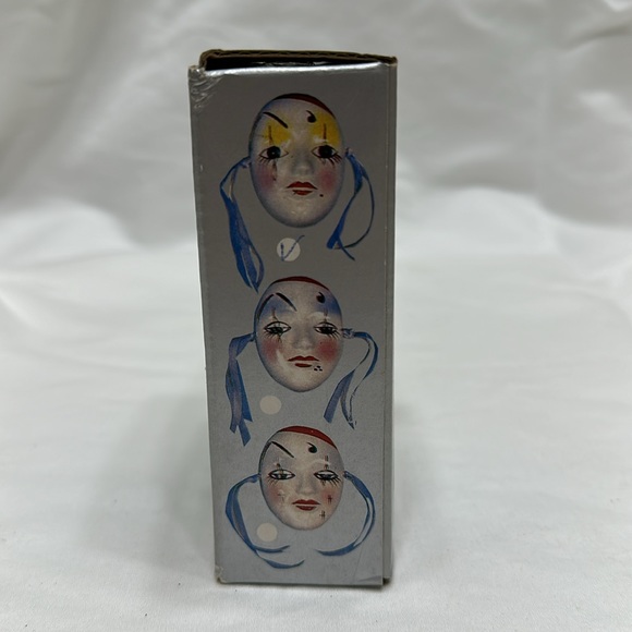 Clown mask - Picture 6 of 6